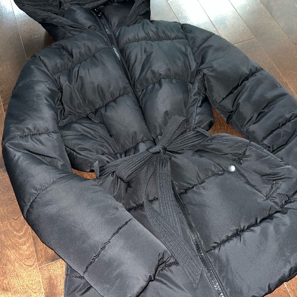 Beautiful winter Jacket - Picture 3 of 3